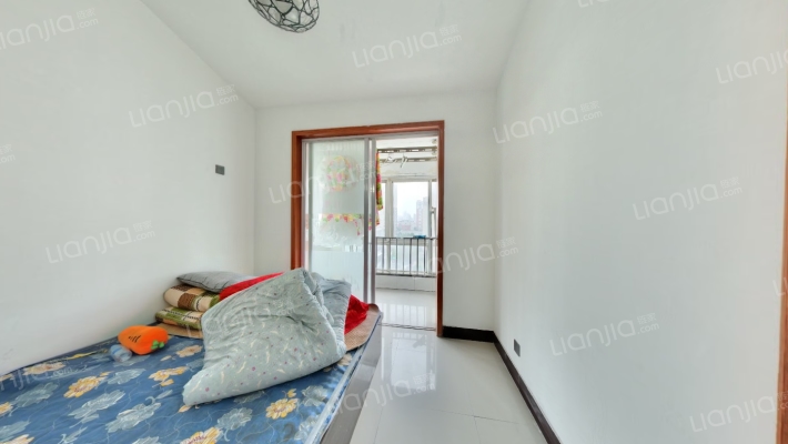 银海花园二手房实景图