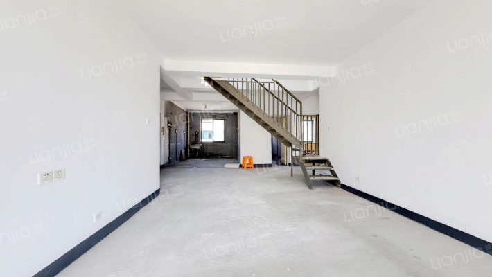 滨河嘉苑二手房实景图