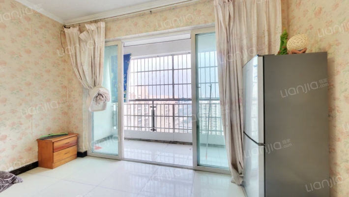 秀林苑东区二手房实景图