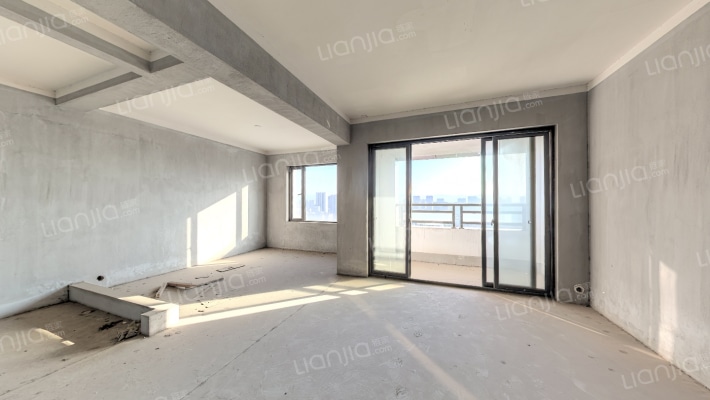 龙鼎小区二手房实景图