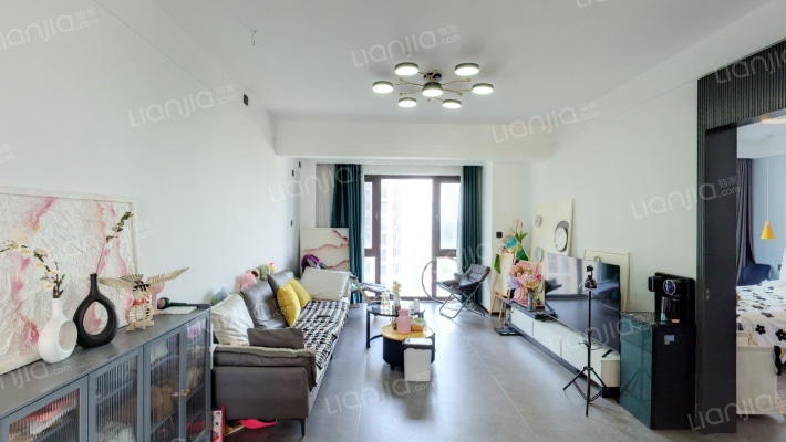 绿地中央广场一区二手房实景图