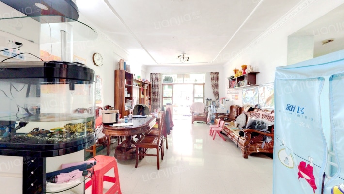 江景新苑二手房实景图