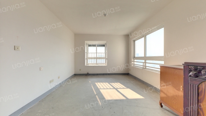 和泰家园北区二手房实景图