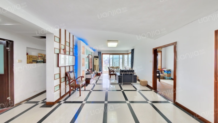 天然居二手房实景图