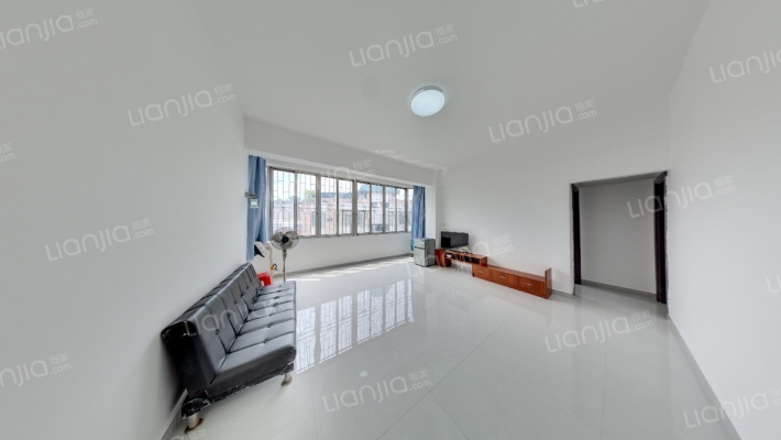 宏威花园二手房实景图