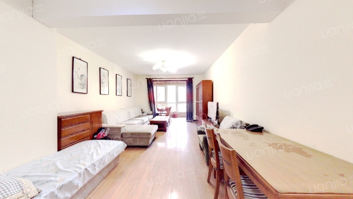 虹畔馨苑二手房实景图