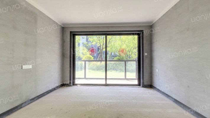 兴港永威·观樾二手房实景图