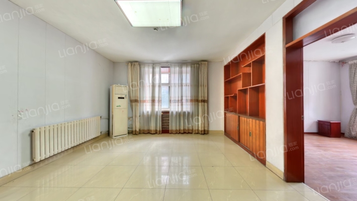 金色雅居北区二手房实景图