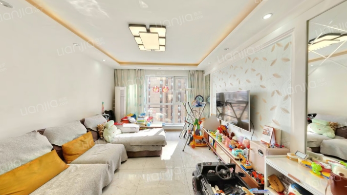 水润观府二手房实景图