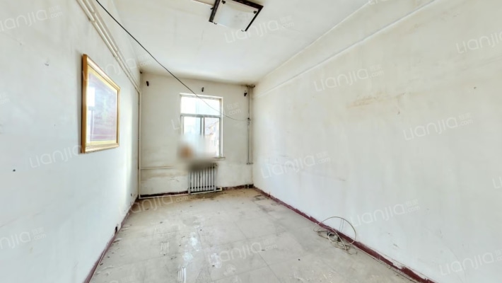 晋机和平小区二手房实景图