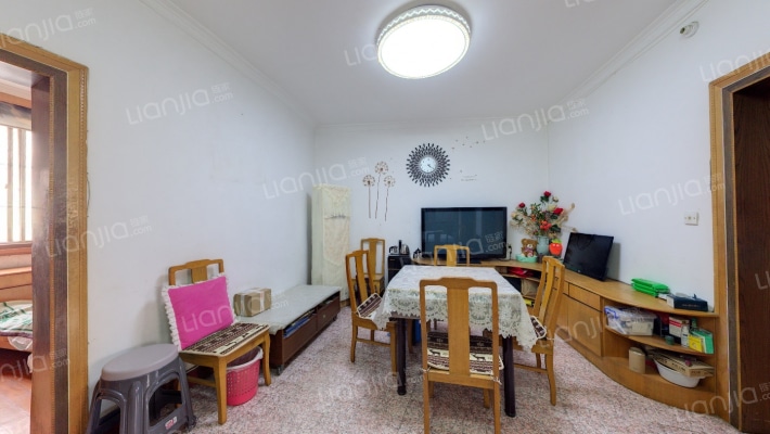 城区中心市场小区二手房实景图