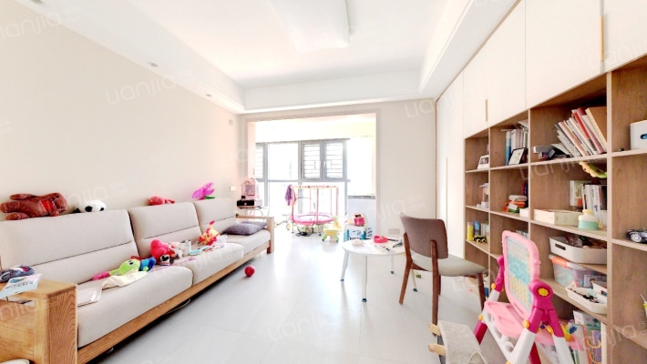 畔山悦海花园二手房实景图