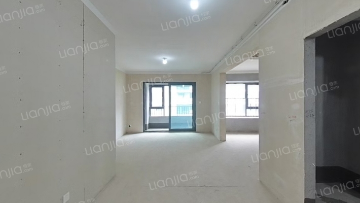 新鸿广场二手房实景图