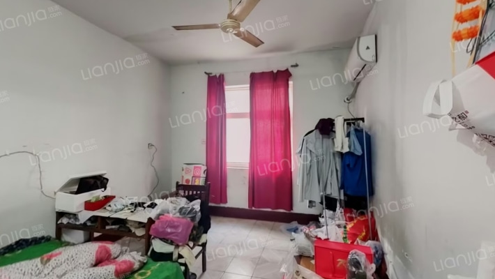 五一佳居二手房实景图