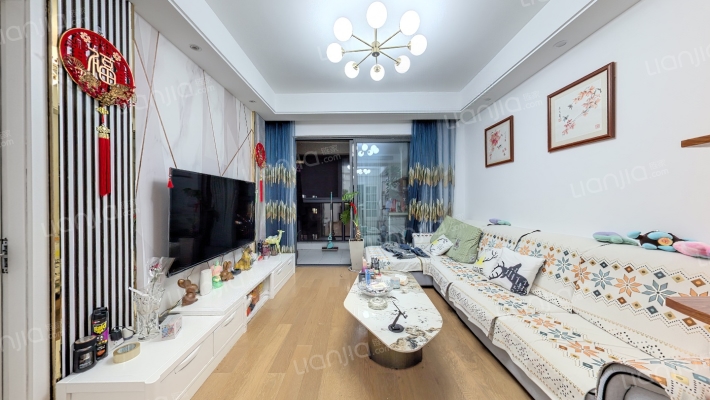 华侨城水畔华庭二手房实景图