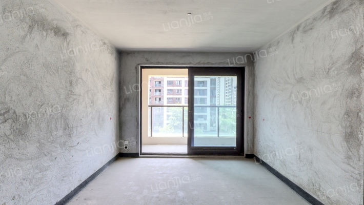 领琇长江B区二手房实景图