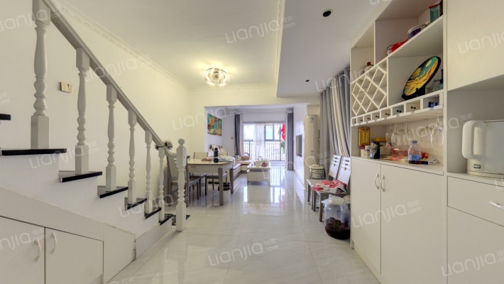 蓝山太子港二手房实景图