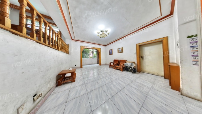 泰吉街49号院二手房实景图