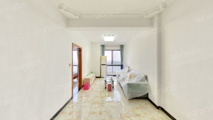 梦唤滨海二手房实景图