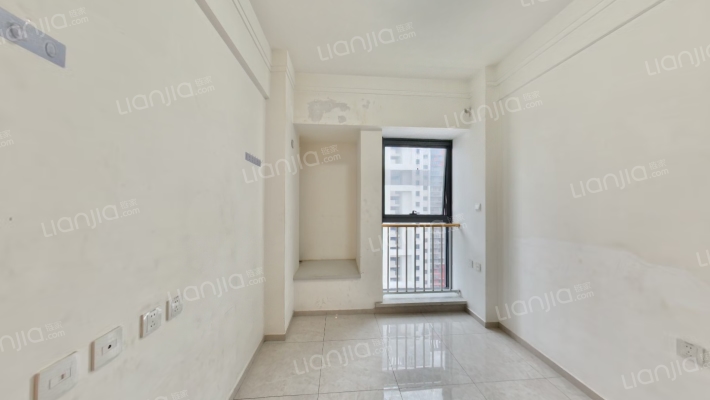 天鸿万象中心二手房实景图