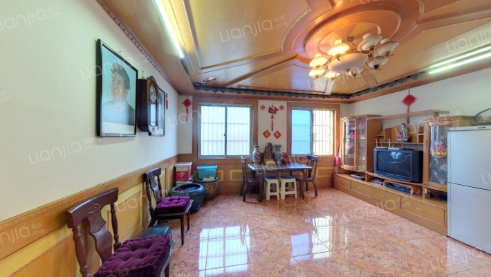 开发新村四组团二手房实景图