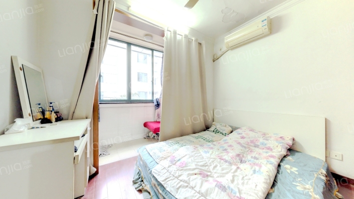 彭新小区二手房实景图