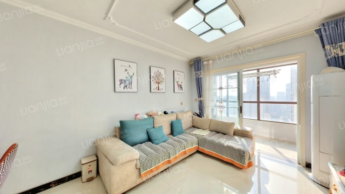 天玺二手房实景图