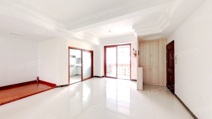 名雅苑二手房实景图