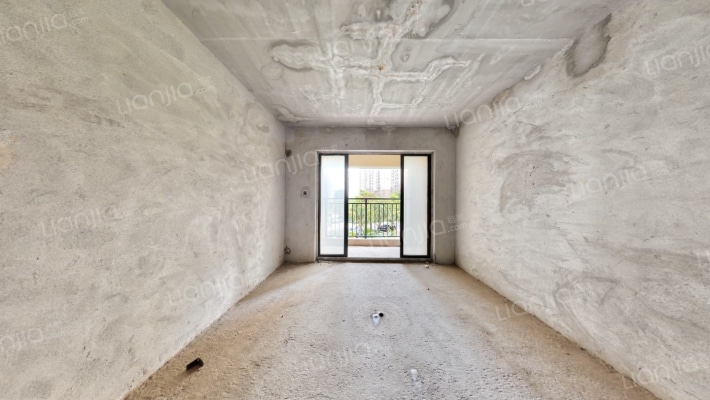 卓越东部蔚蓝海岸四期二手房实景图