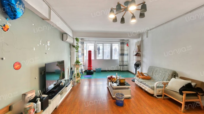 南岸秀庭二手房实景图