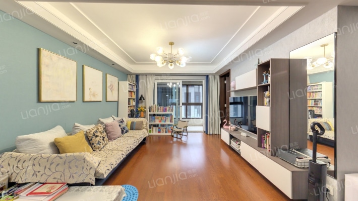 甲第十七二手房实景图