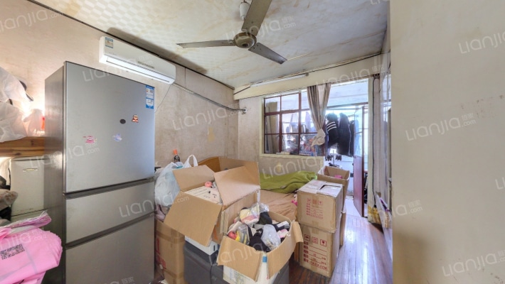张马路38弄二手房实景图