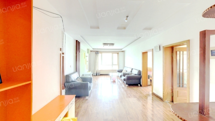 在水一方东园二手房实景图