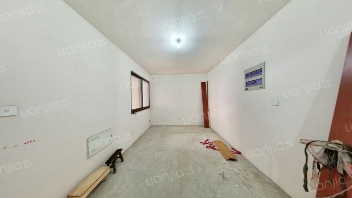 新铜花苑旭日园二手房实景图