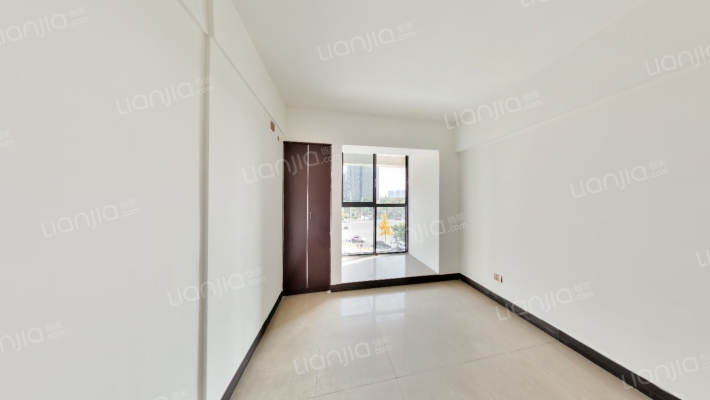 正成名城左岸二手房实景图