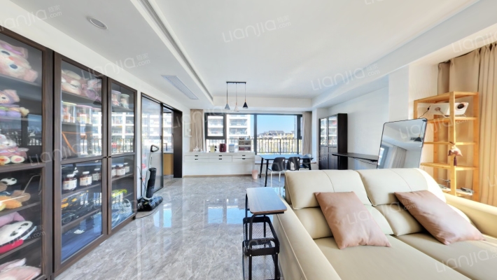 春风湖滨二手房实景图