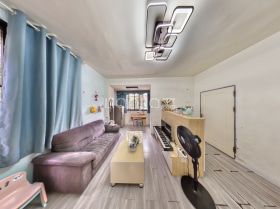 生活便利 单边位楼层好框架结构 保养新可拎包入住