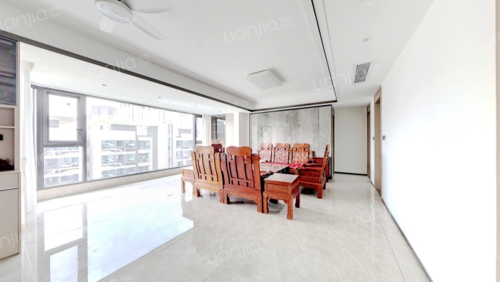 蓝光未来二手房实景图