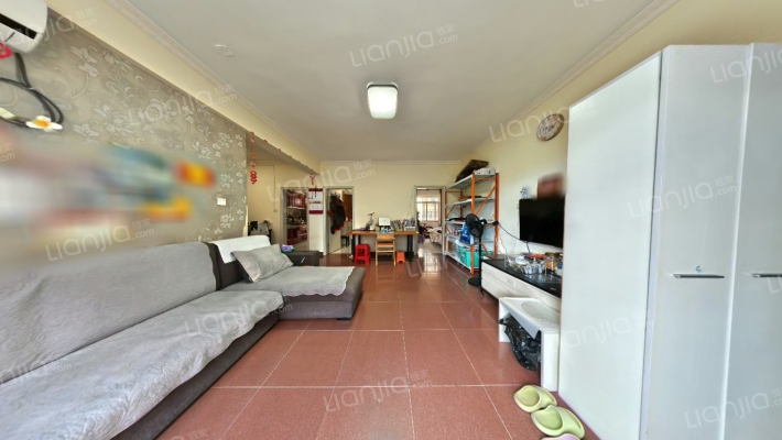 沿江花园二手房实景图