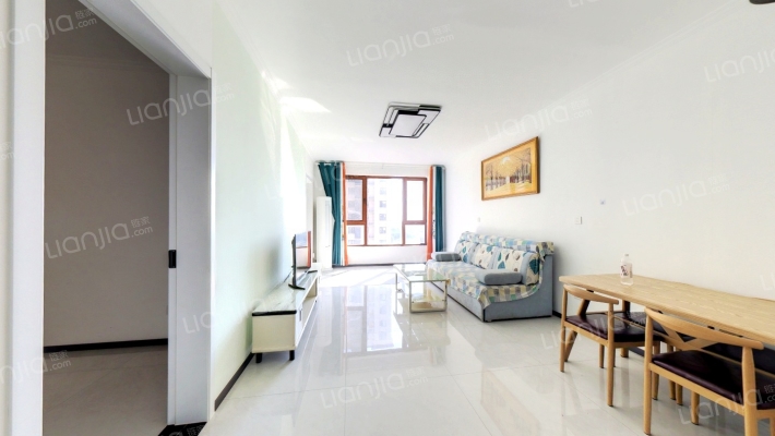 此房南北通.采光好.密码开门看房.价格可谈..税费低.-客厅