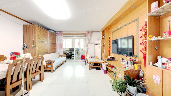 格林假日二手房实景图