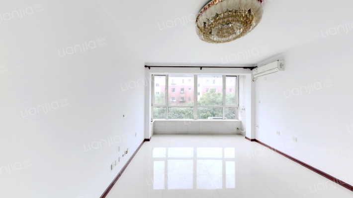 紫郡城三期南院二手房实景图