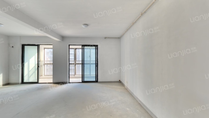 芳华景苑二手房实景图