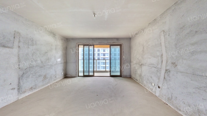 绿地湖湘中心二手房实景图