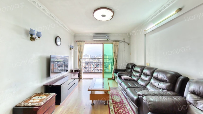 海外花园二手房实景图