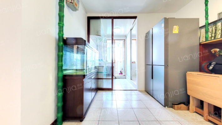 建业小区二手房实景图