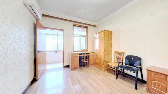 镇江路1-11号二手房实景图