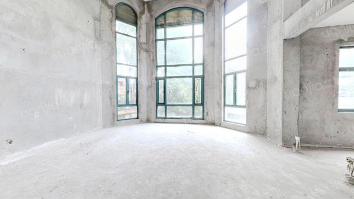 名城港湾二手房实景图