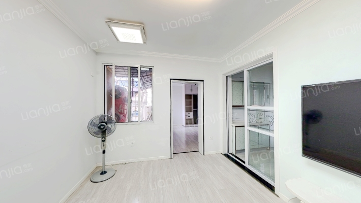 人民路三百六十一号二手房实景图