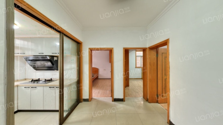 东新北路38号二手房实景图